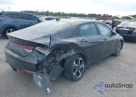 2023 Hyundai Elantra Sel z USA, uszkodzony, nr VIN 5NPLS4AG6PH112289